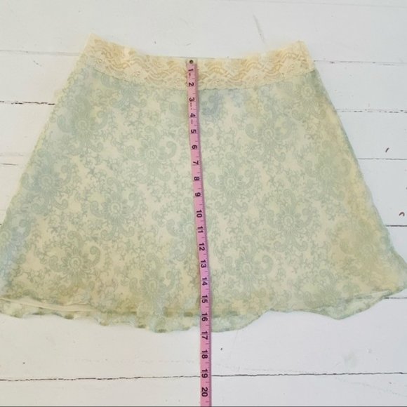 Express gorgeous silk skirt in mint green skirt (size S) - Picture 9 of 9